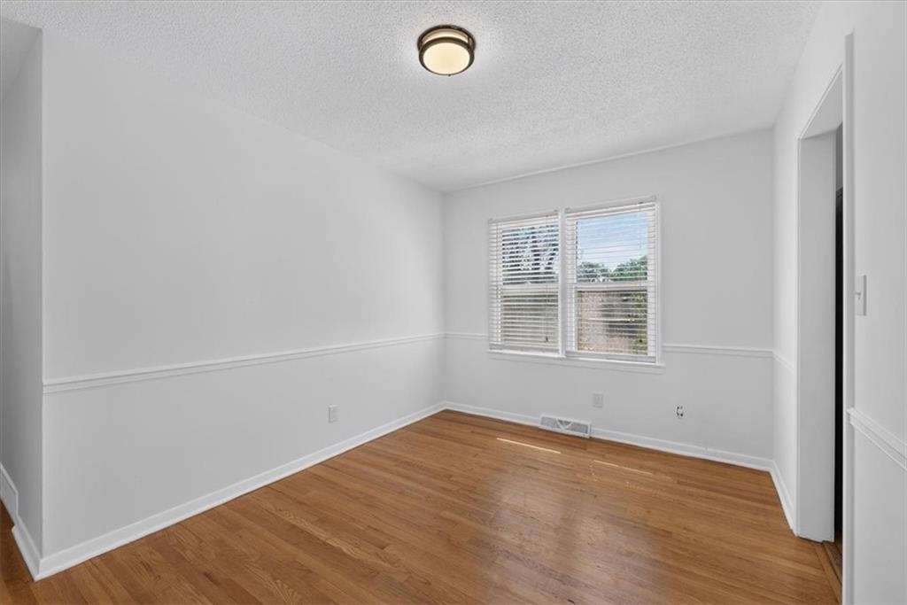 5913 W 101st Place Property Photo 13