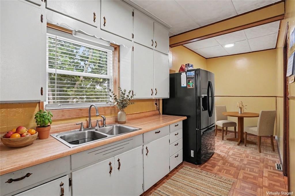 339 Spruce Avenue Property Photo 10