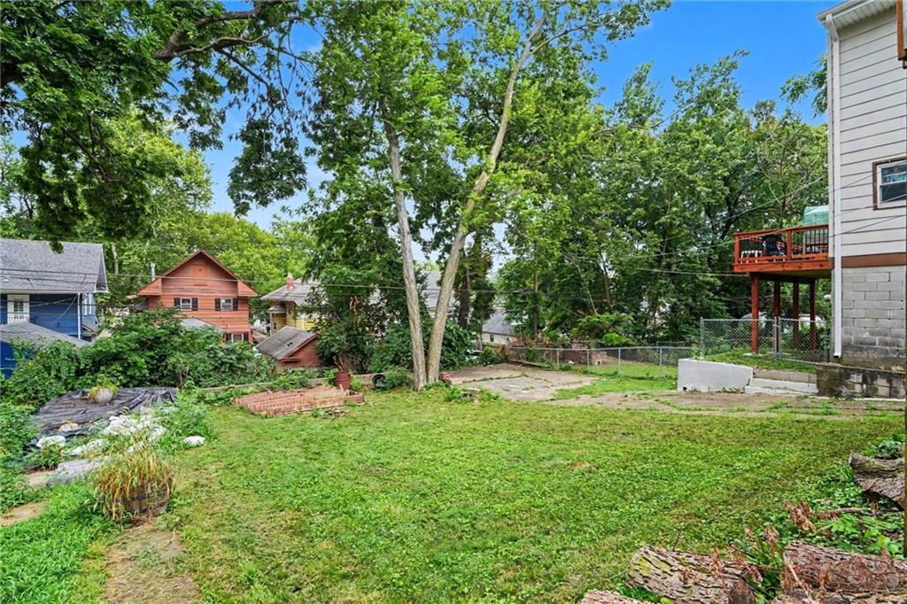 339 Spruce Avenue Property Photo 18