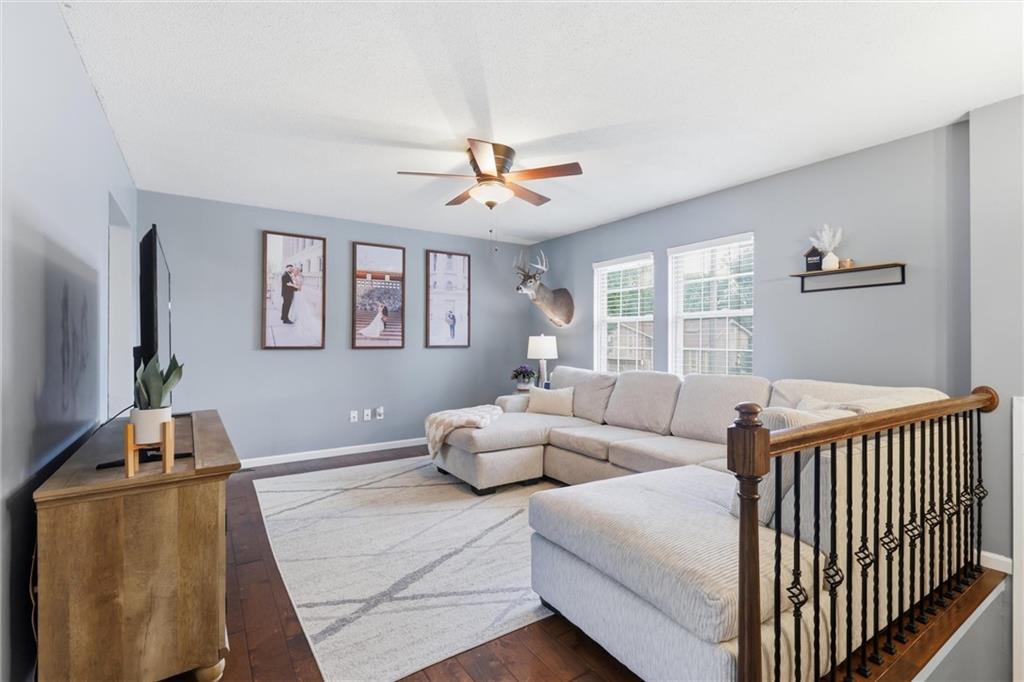 1729 W Normandy Drive Property Photo 4