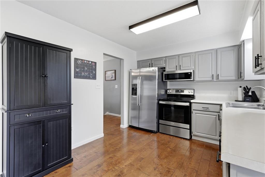 1729 W Normandy Drive Property Photo 8