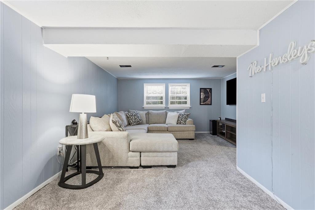 1729 W Normandy Drive Property Photo 12