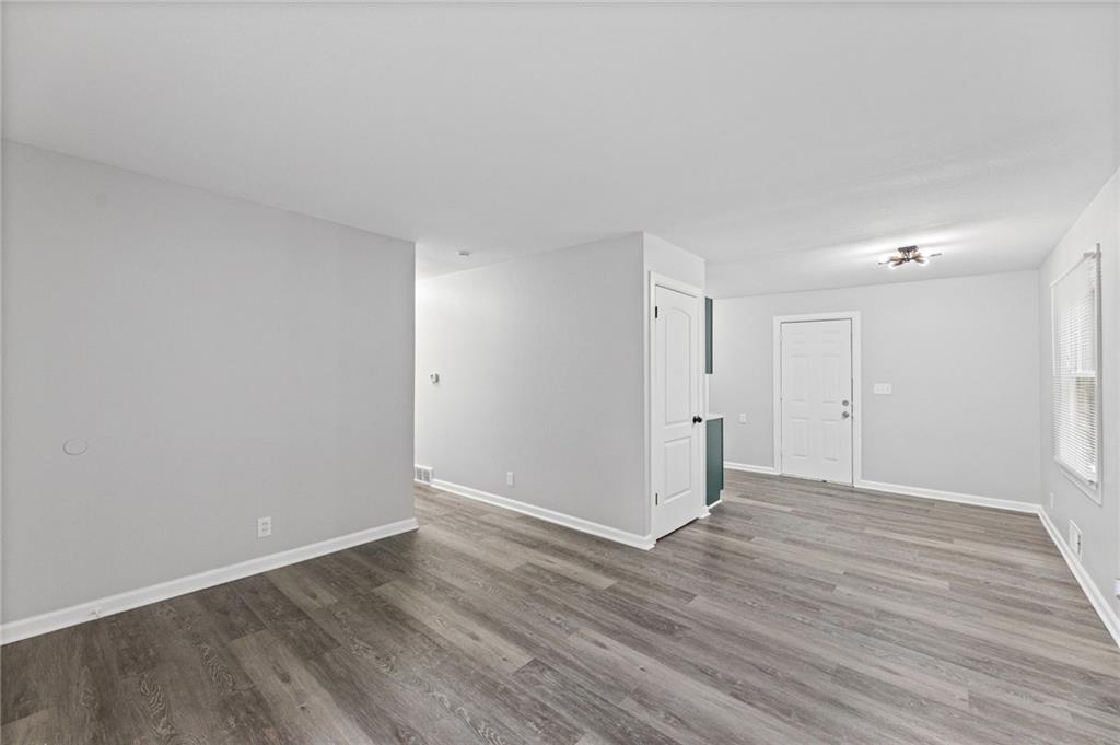 4516 Jackson Avenue Property Photo 6