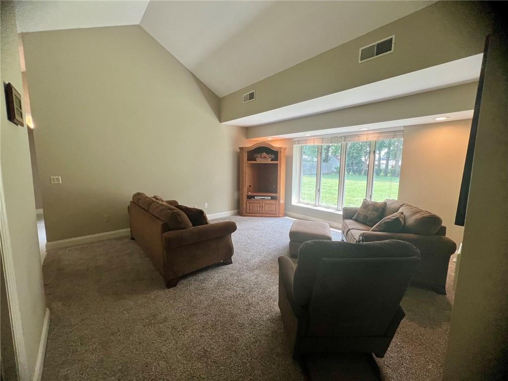 12109 E 49th Terrace Property Photo 10