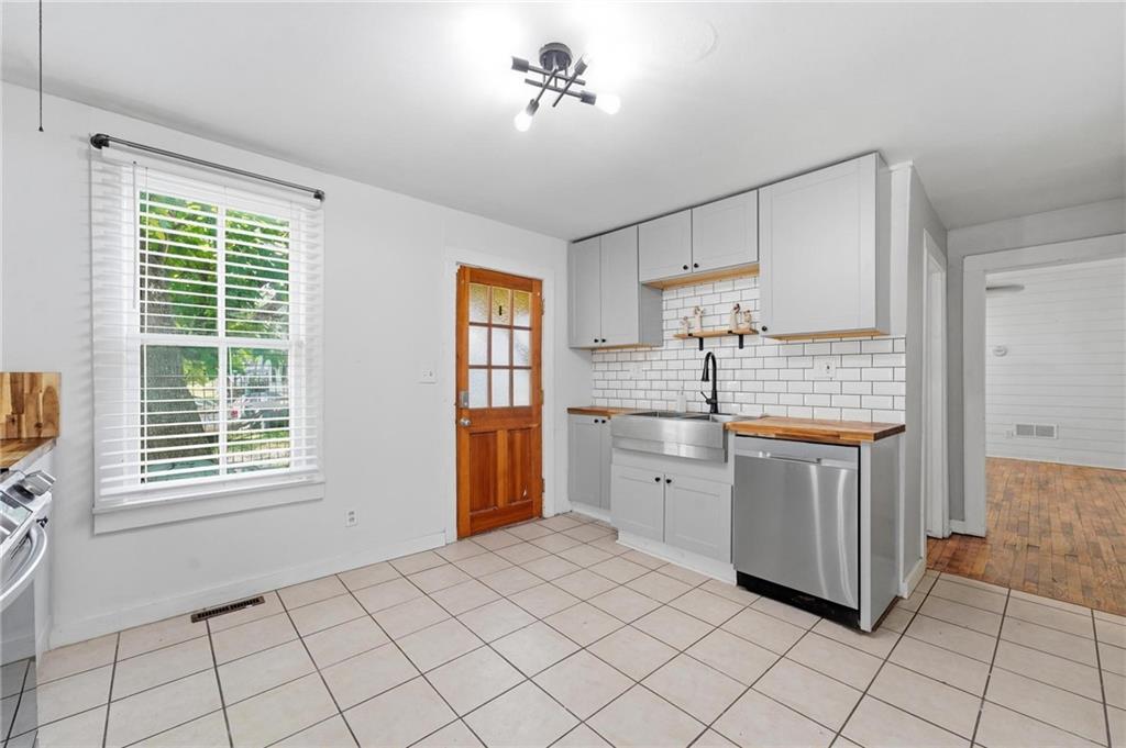 812 Cedar Street Property Photo 24