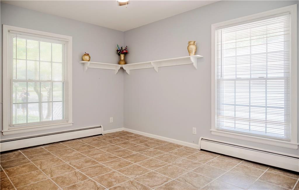 600 E Linwood Terrace Property Photo 18