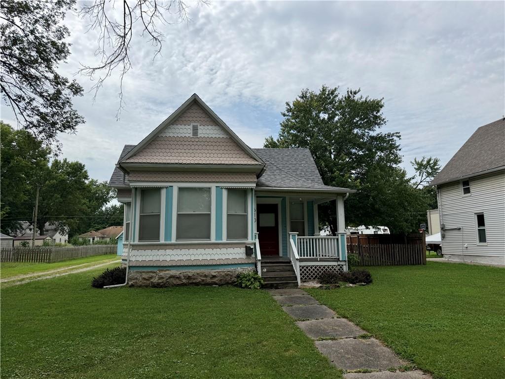 610 S Maple Street Property Photo 1