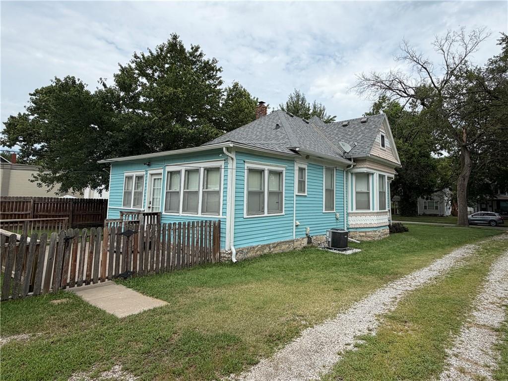 610 S Maple Street Property Photo 26