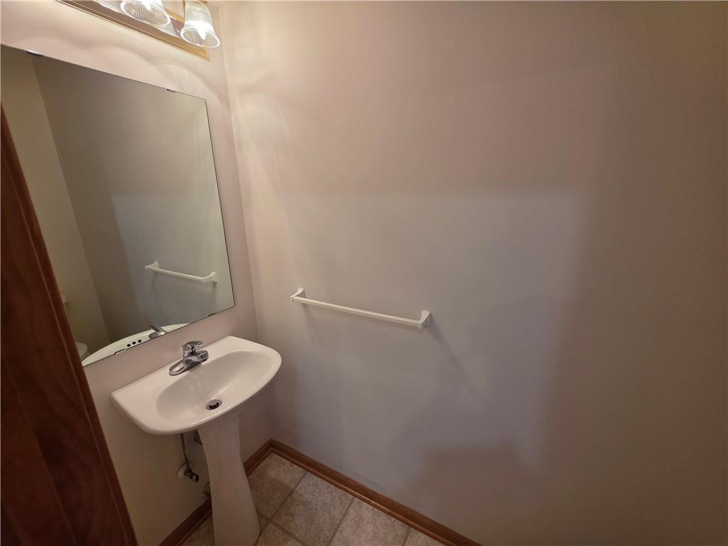 404 Blue Grass Drive Property Photo 17