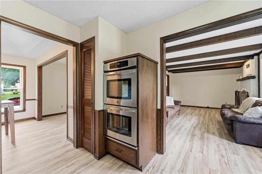 400 S Normandy Drive Property Photo 11