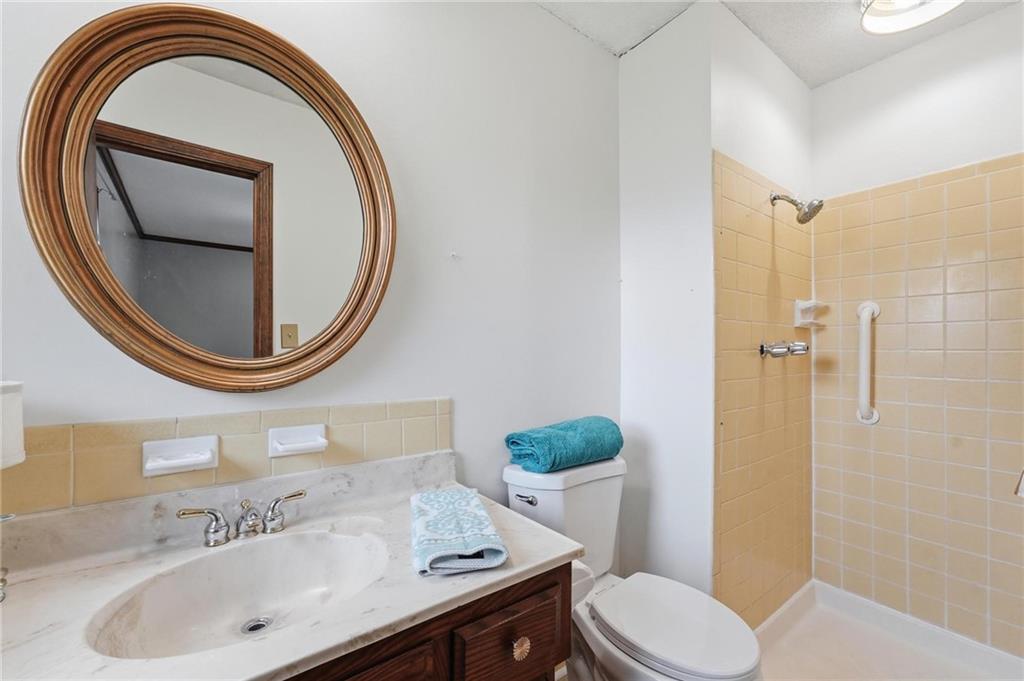 400 S Normandy Drive Property Photo 17