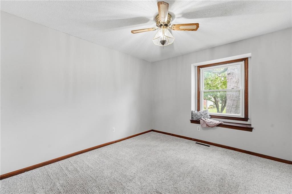 400 S Normandy Drive Property Photo 21