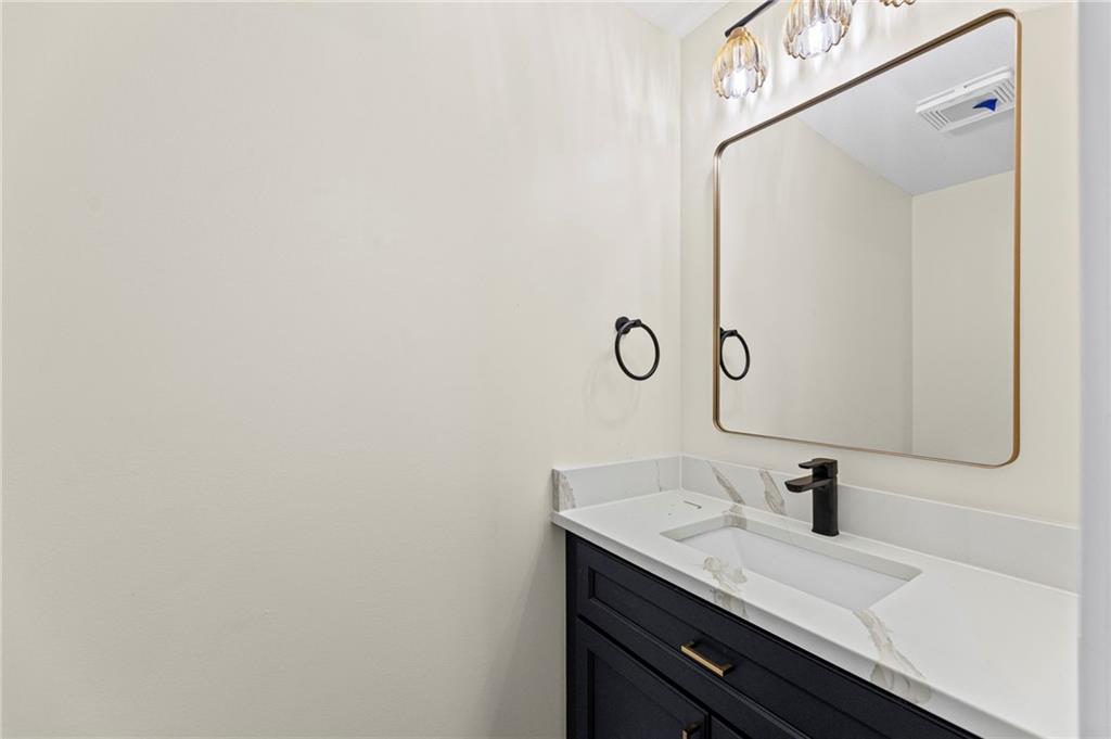 39135 Plum Creek Road Property Photo 25