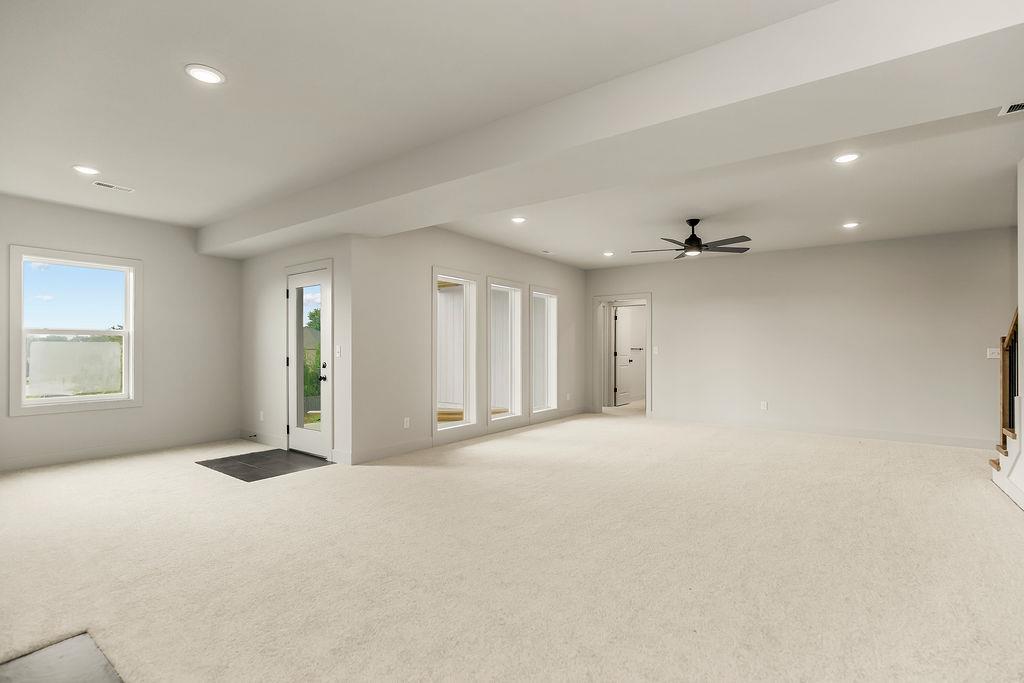 7709 N Merrimac Avenue Property Photo 33