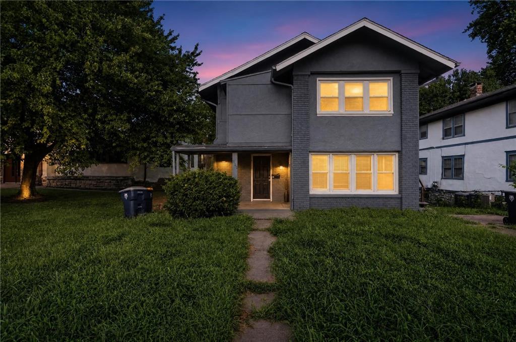 311 Van Brunt Boulevard