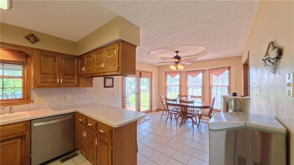 107 Lighthouse Point Property Photo 9
