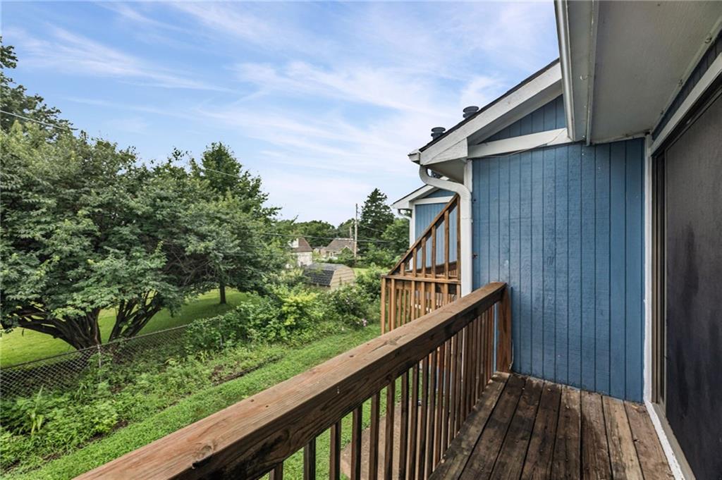 8143 Holmes Road Property Photo 11