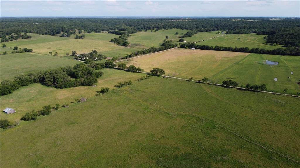 000 Unique Road Property Photo 15