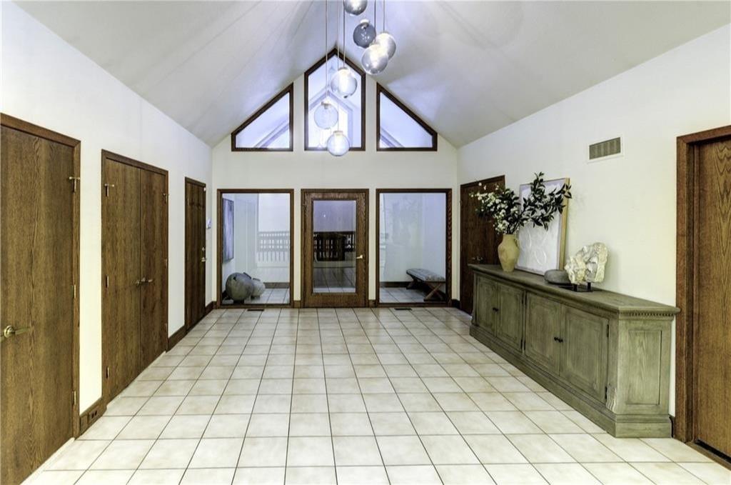 12639 Juniper Circle Property Photo 4