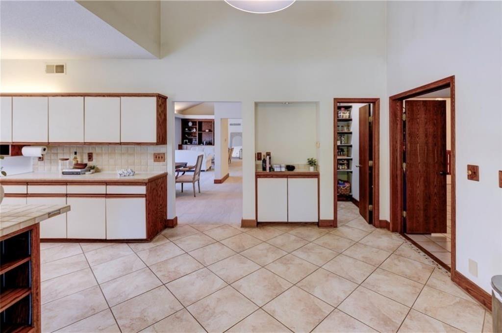 12639 Juniper Circle Property Photo 10