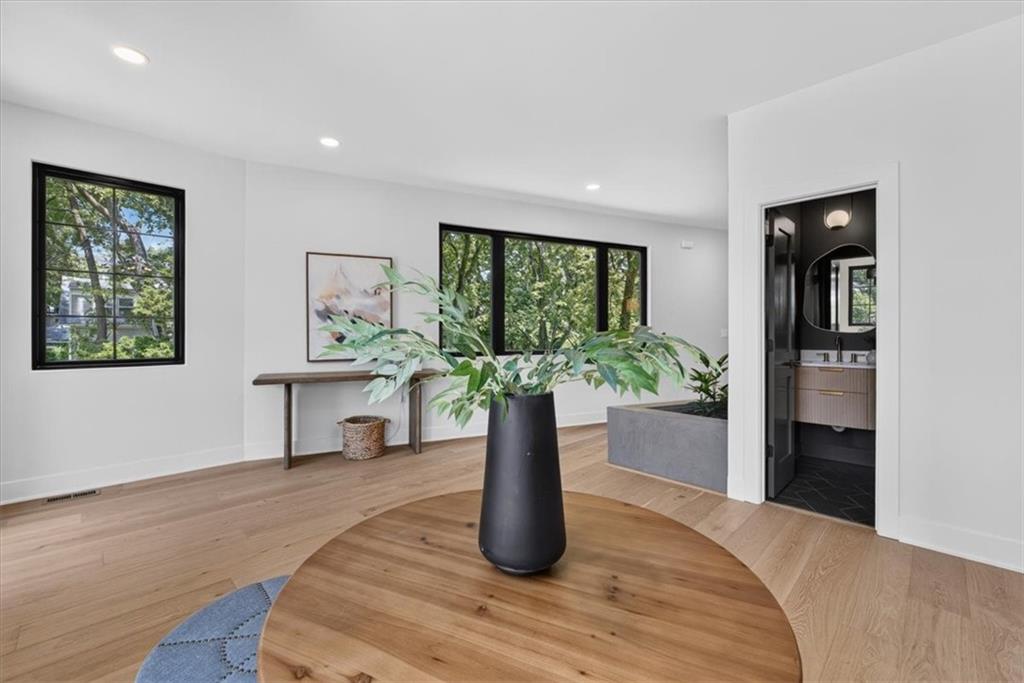 4521 Francis Street Property Photo 6