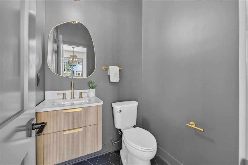 4521 Francis Street Property Photo 7