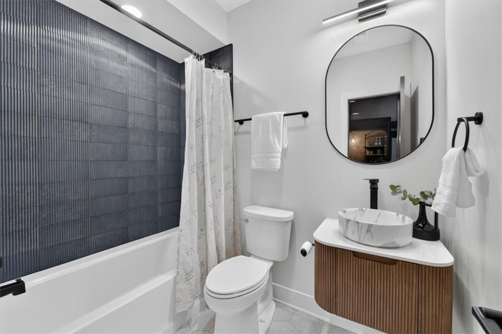 4521 Francis Street Property Photo 45