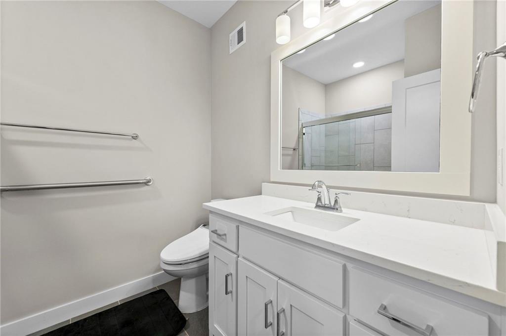 17048 W 168th Place Property Photo 34