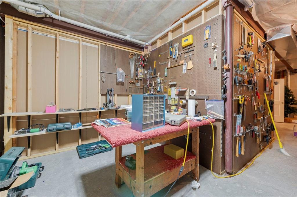 17048 W 168th Place Property Photo 38