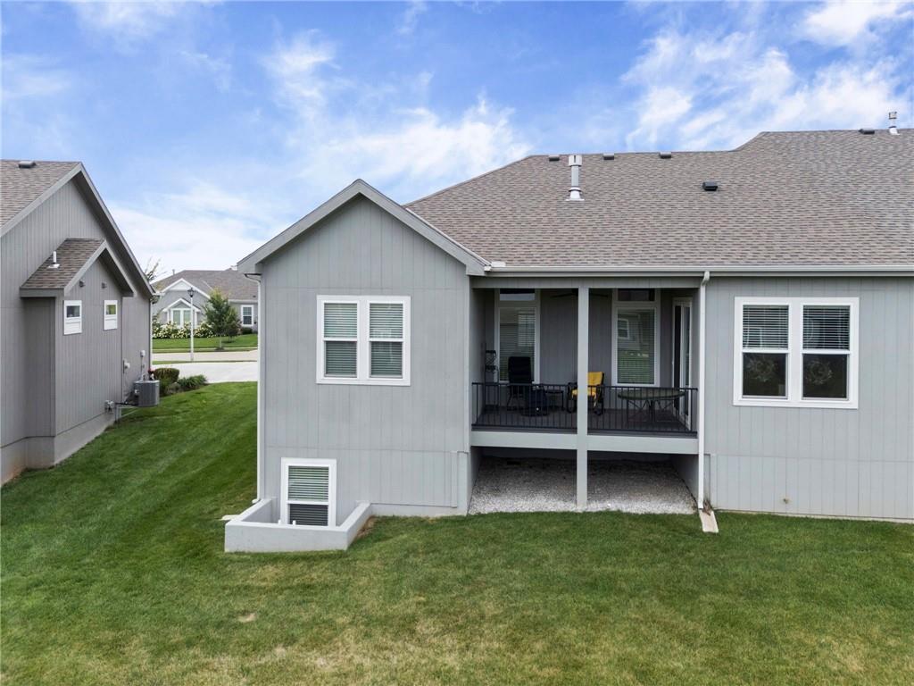 17048 W 168th Place Property Photo 44