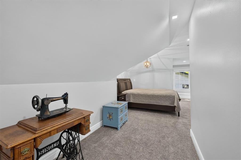 2800 W 68th Street Property Photo 17