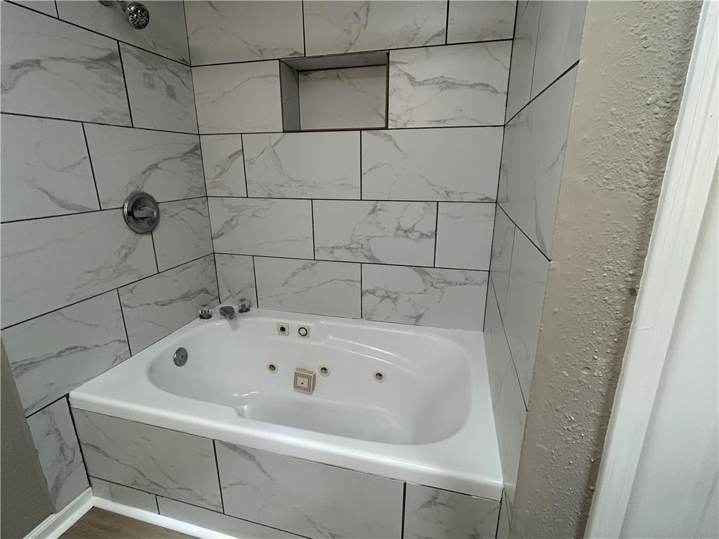 4703 N Hifner Street Property Photo 8