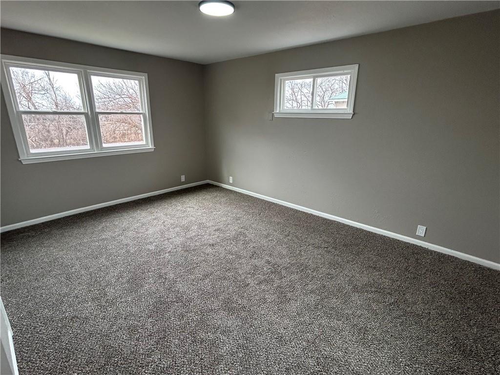 4703 N Hifner Street Property Photo 10