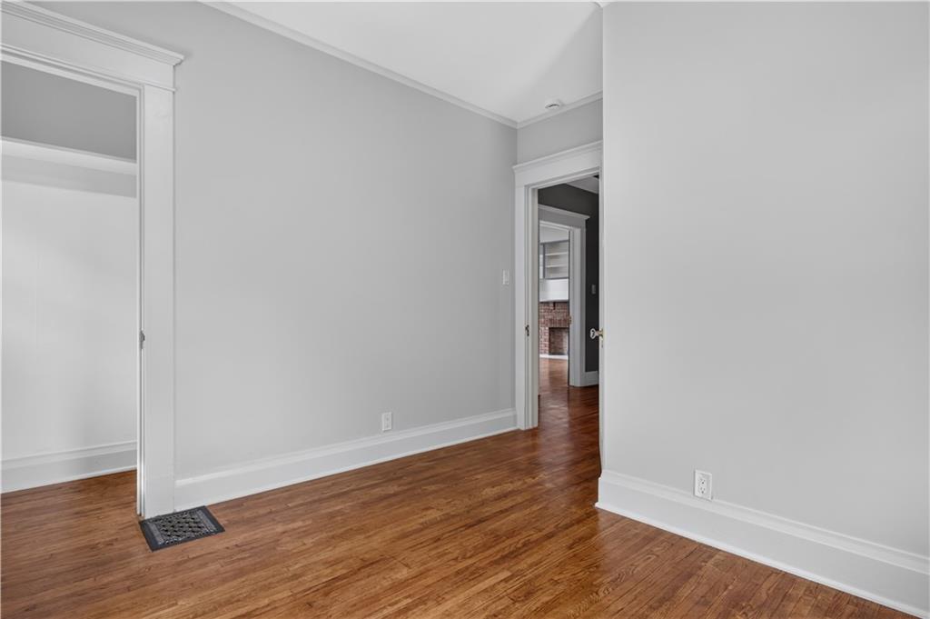 706 W 8th Street Property Photo 26