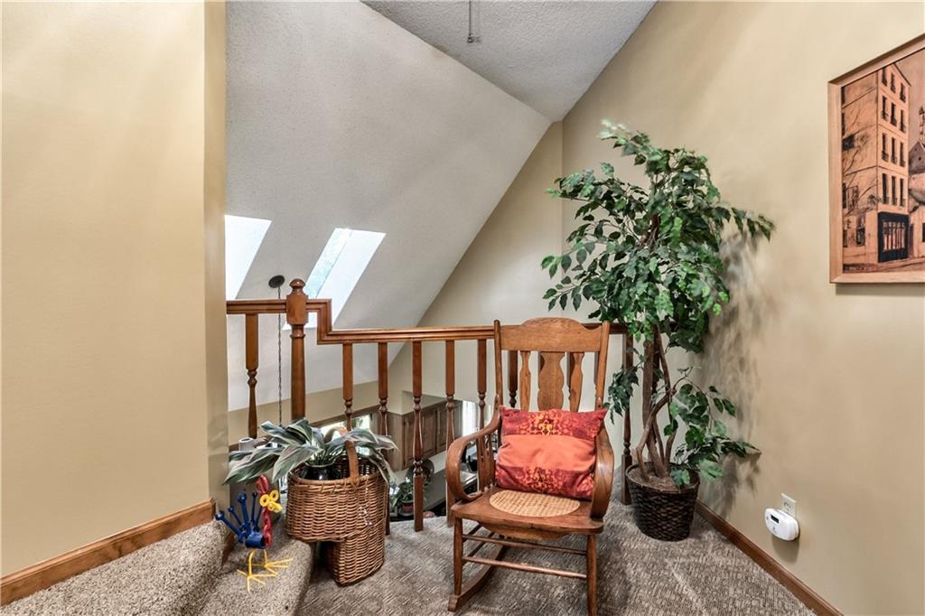 18502 W 114th Street Property Photo 21