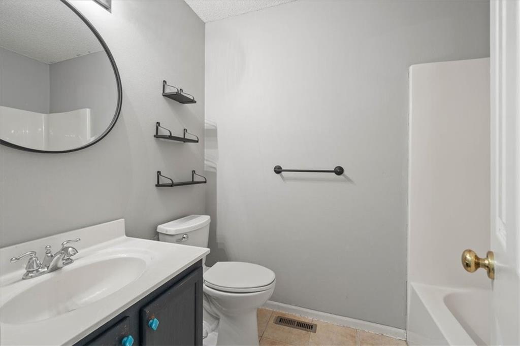 524 Se Steeple Lane Property Photo 8