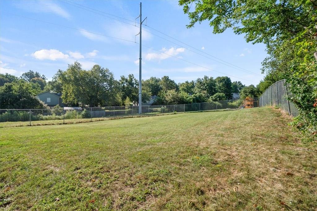 524 Se Steeple Lane Property Photo 16