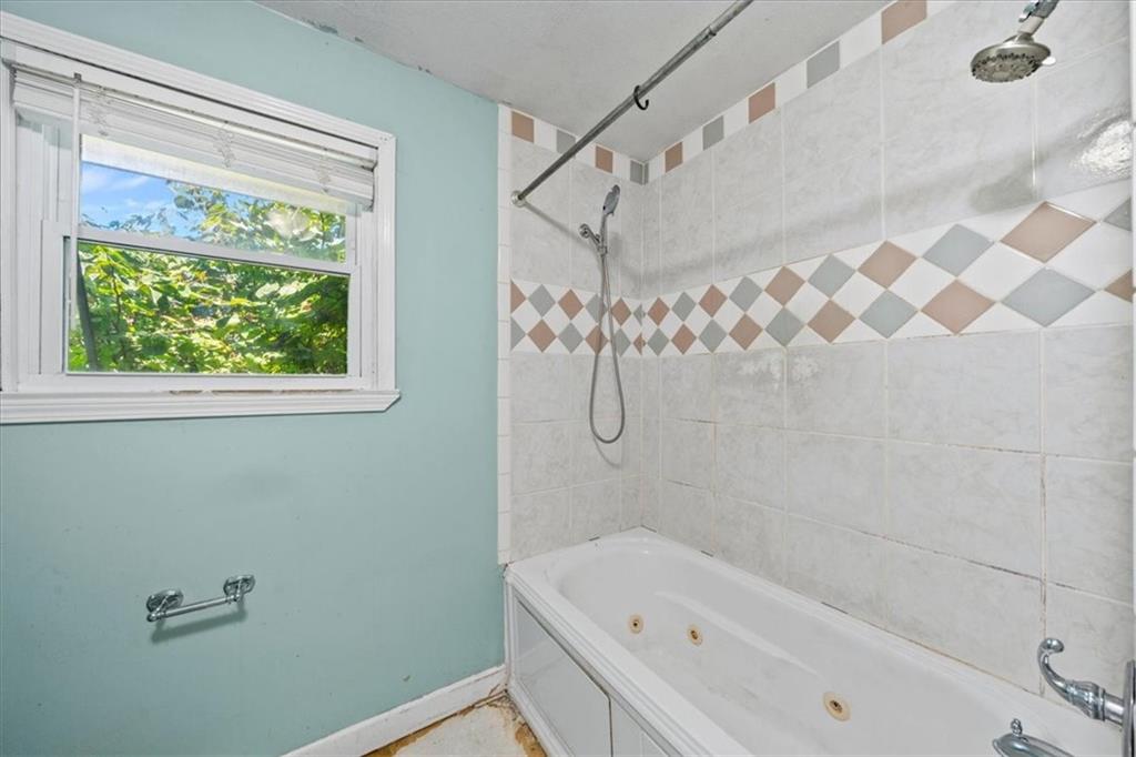 234 Ne 86th Terrace Property Photo 25