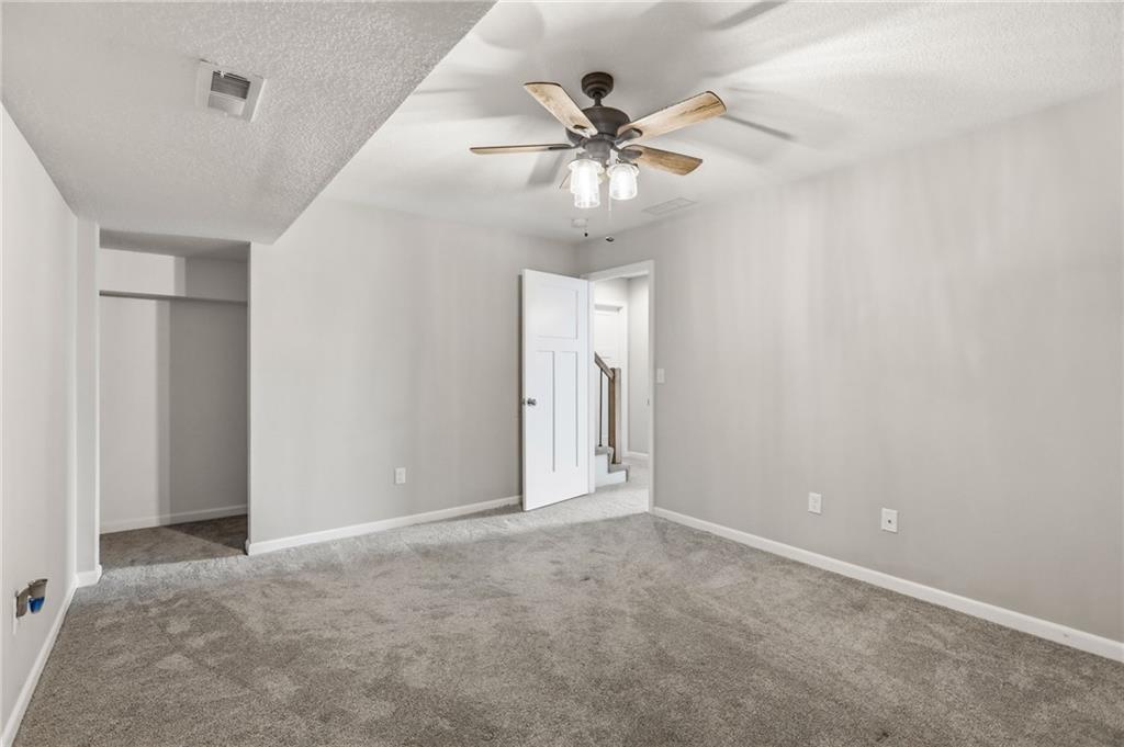 1311 N 158th Court Property Photo 36