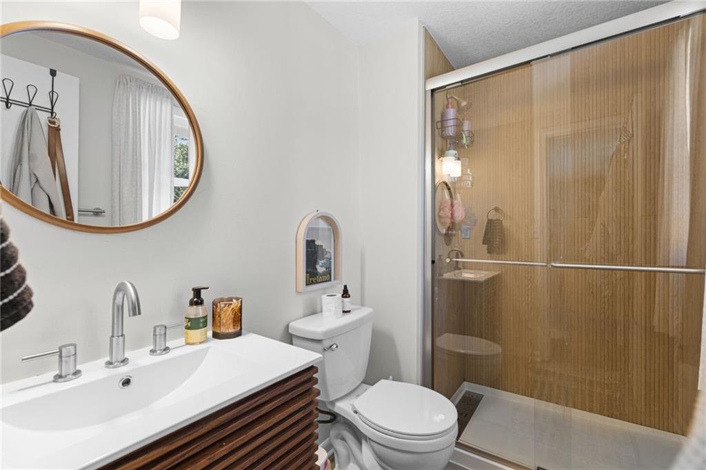 8802 Belleview Avenue Property Photo 13