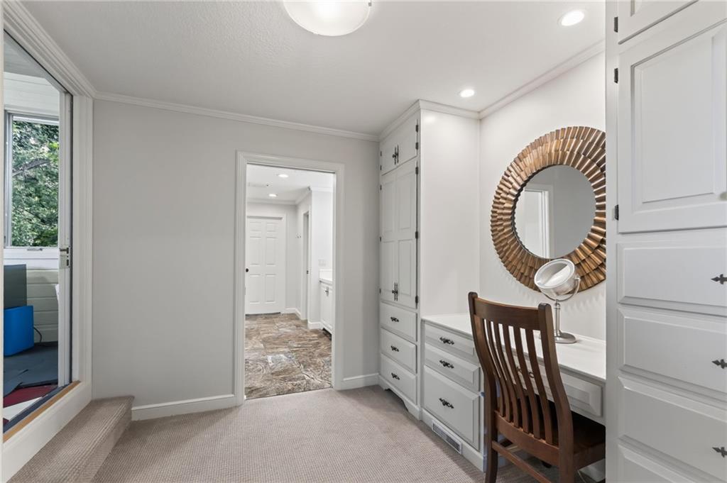 1340 Camelot Drive Property Photo 32