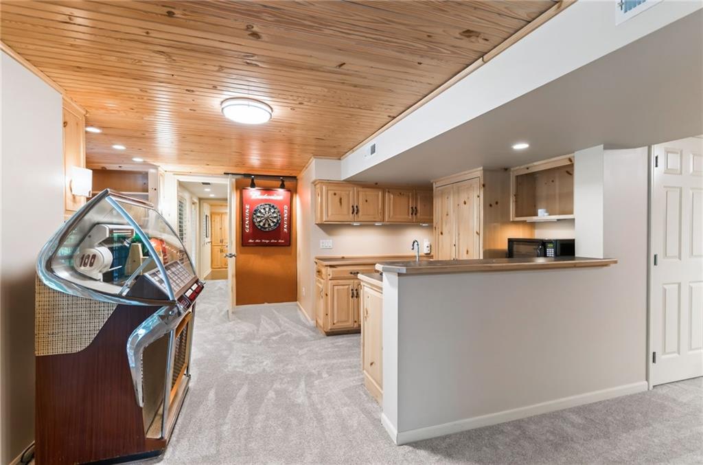 1340 Camelot Drive Property Photo 49