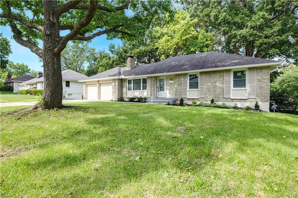 7404 Willow Avenue Property Photo 3