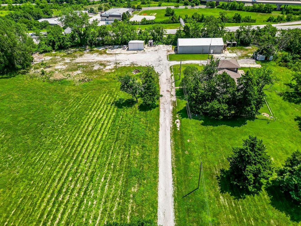 4225 Scott Road Property Photo 4