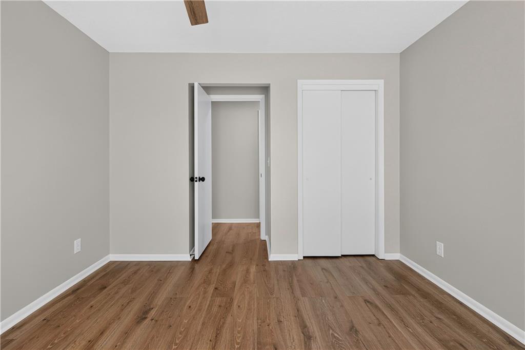 12726 W 110th Terrace Property Photo 17