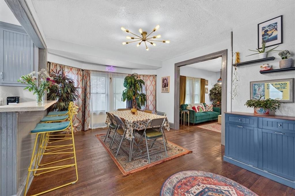 301 N Van Brunt Boulevard Property Photo 15