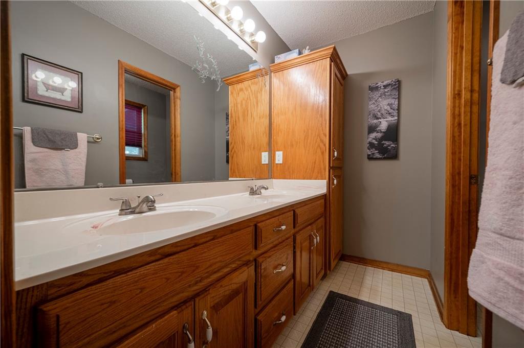 212 Breezeway Lane Property Photo 11