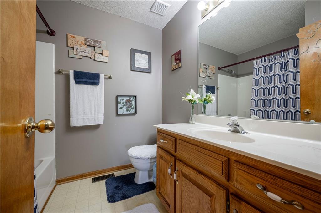 212 Breezeway Lane Property Photo 14