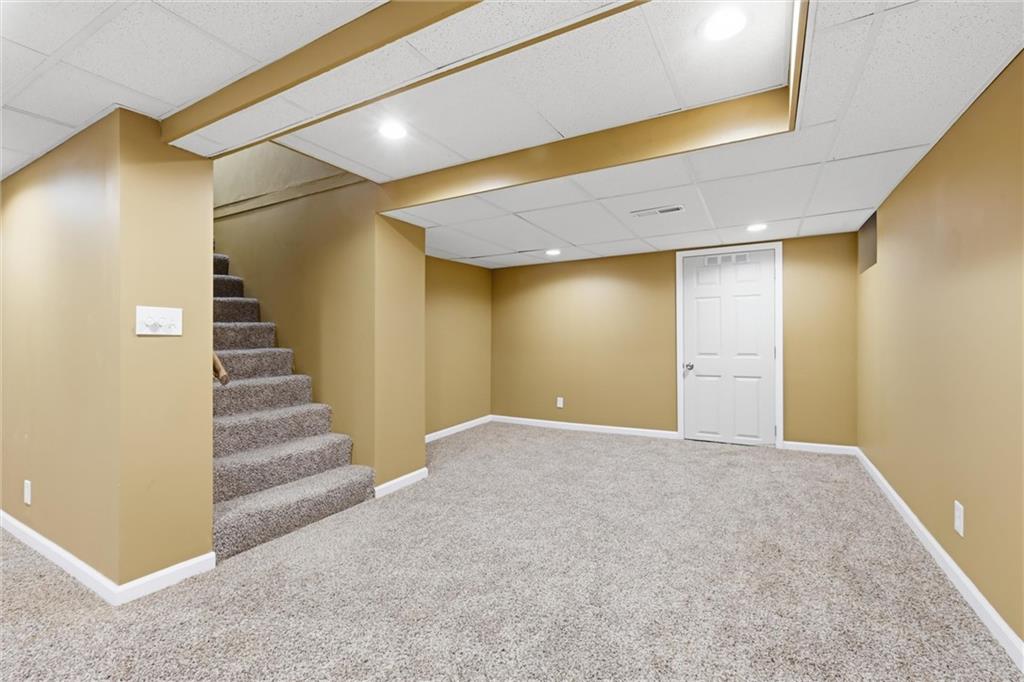 8004 Holmes Road Property Photo 29