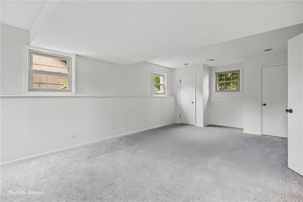 503 S Park Drive Property Photo 29